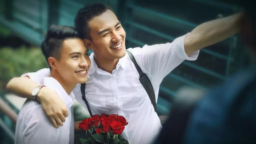 blued可以看见通讯录好友吗？